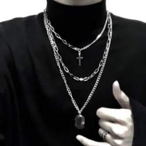 YesStyle reduce los accesorios masculinos hasta en un 80%